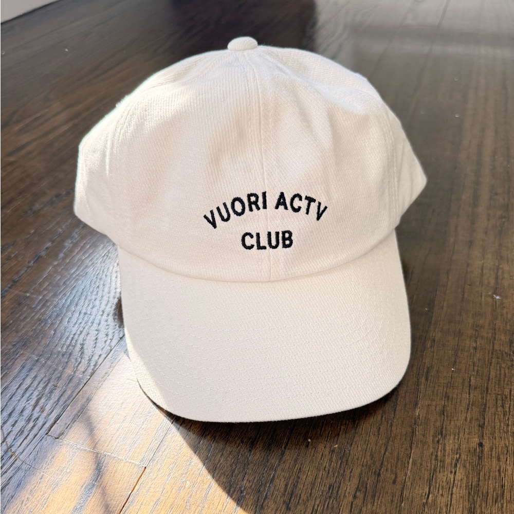 Vuori Off-White Vuori Actv Club Embroidered Baseball Hat